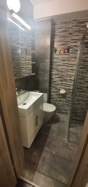 Berceni, Brancoveanu, Luica, bloc reabilitat, decomandat, parcare